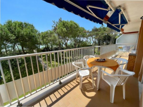 Renovated flat with a stunning terrace Porto Santa Margherita